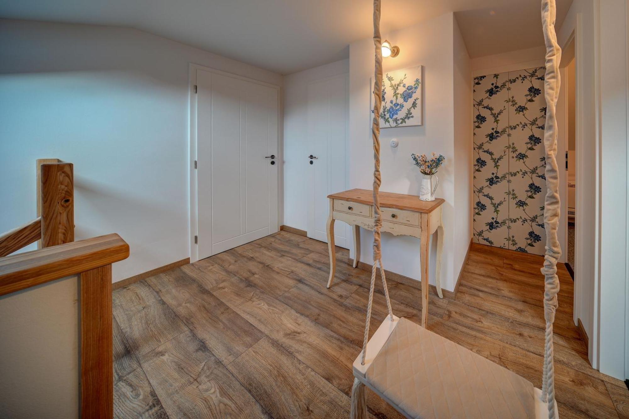Holiday home Chaloupka U Potoka