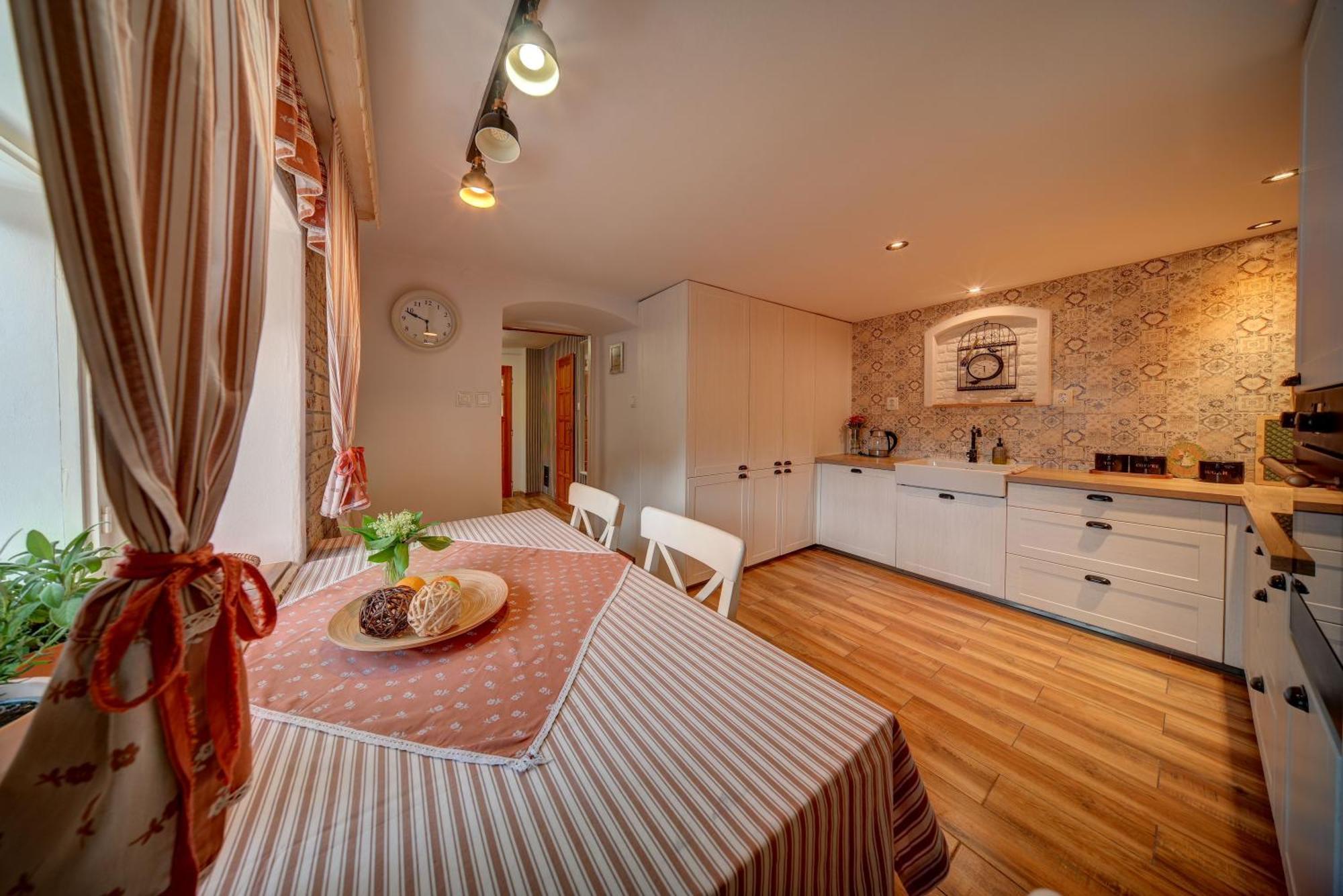 Holiday home Chaloupka U Potoka Kutna Hora